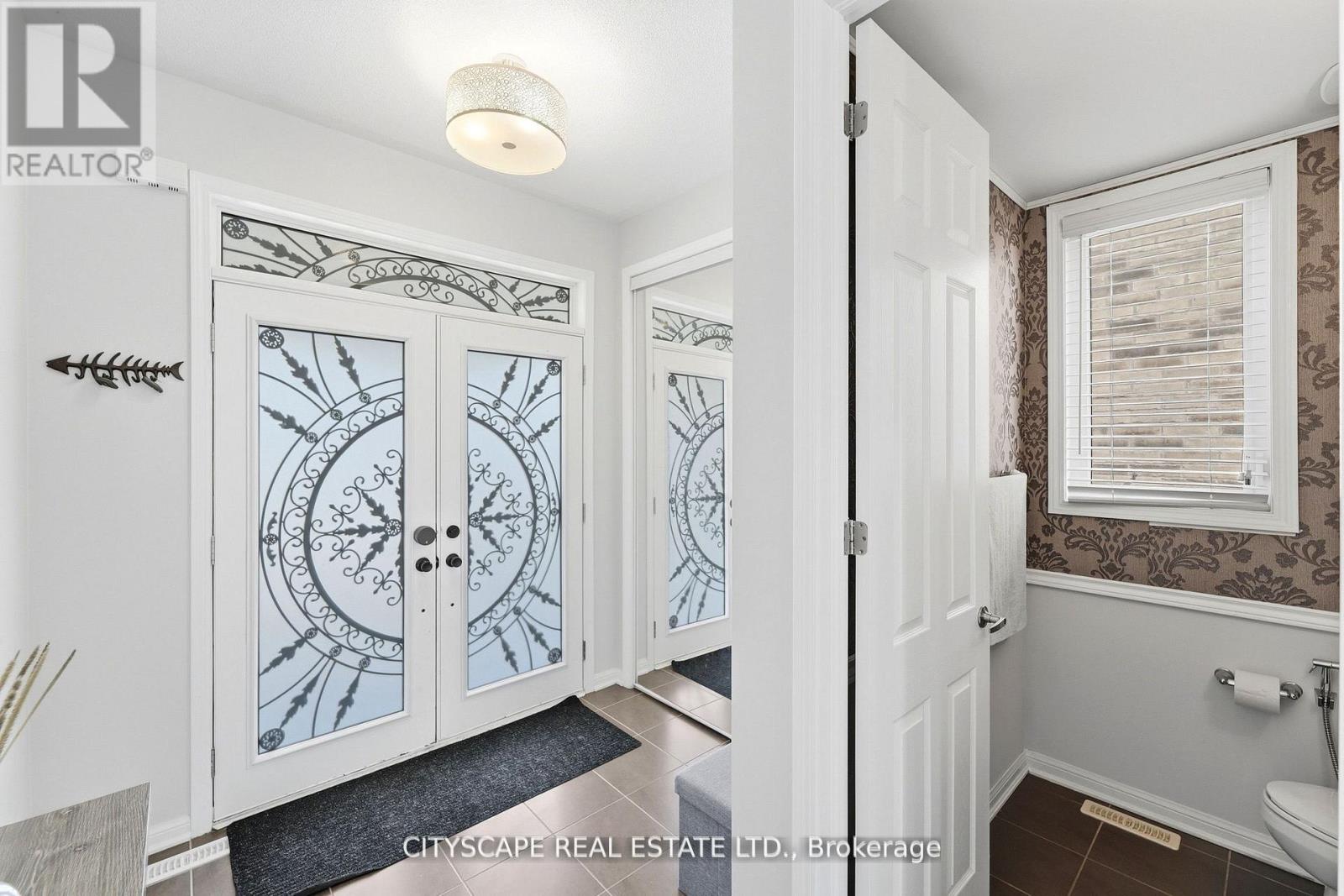 305 Gleave Terrace, Milton, Ontario  L9T 8P1 - Photo 5 - W13462144