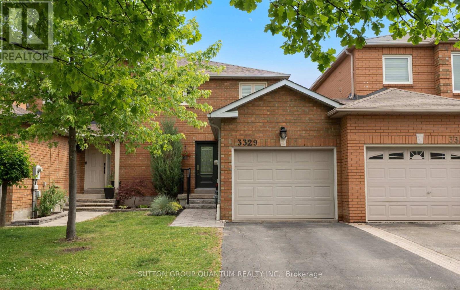 3329 BOBWHITE MEWS, Mississauga, Ontario