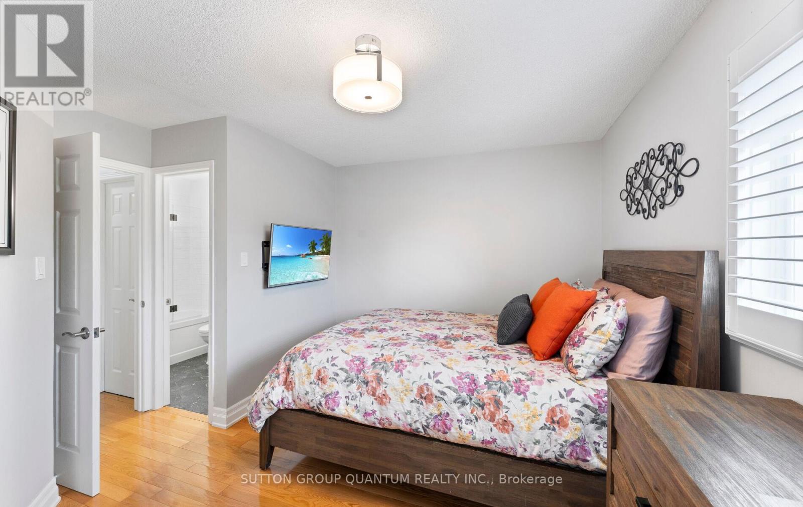 3329 Bobwhite Mews, Mississauga, Ontario  L5N 6E8 - Photo 20 - W13462172