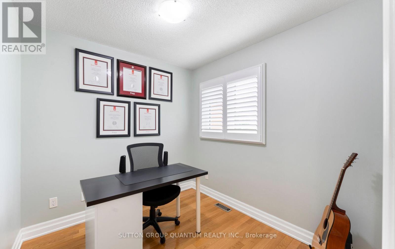 3329 Bobwhite Mews, Mississauga, Ontario  L5N 6E8 - Photo 24 - W13462172