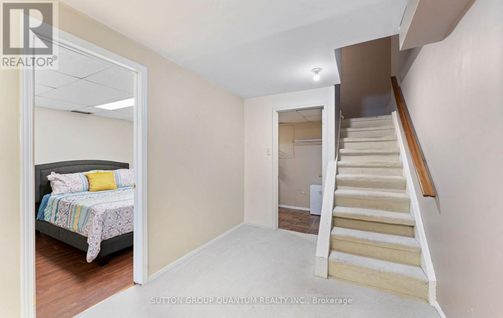 3329 Bobwhite Mews, Mississauga, Ontario  L5N 6E8 - Photo 25 - W13462172