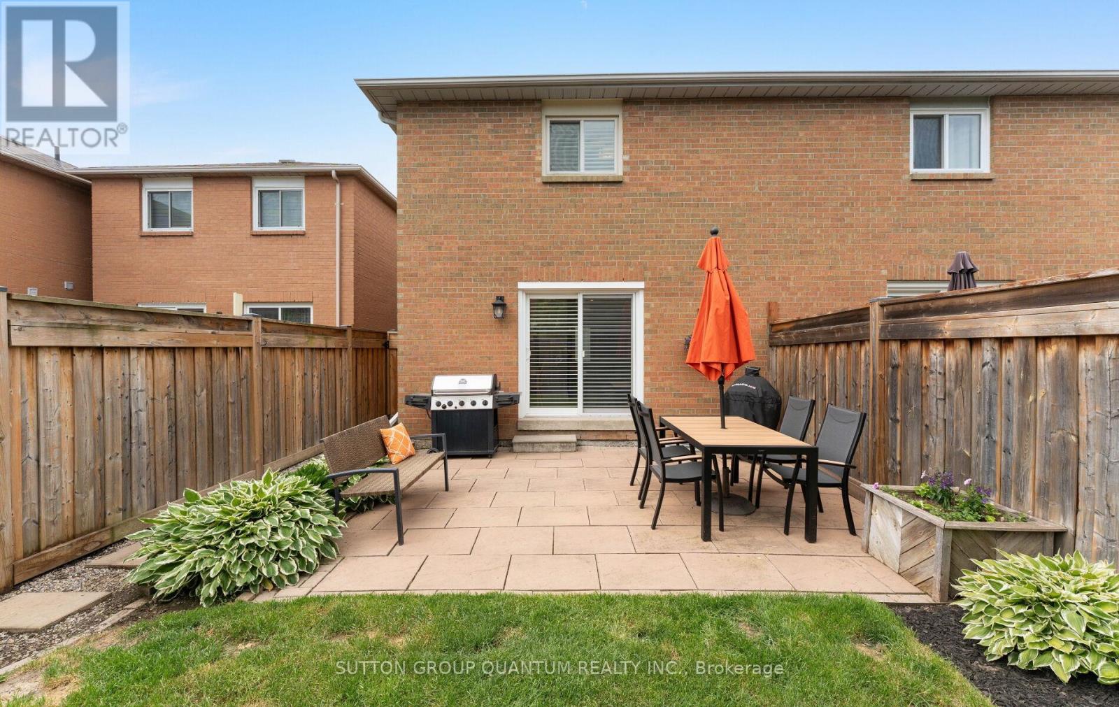 3329 Bobwhite Mews, Mississauga, Ontario  L5N 6E8 - Photo 31 - W13462172