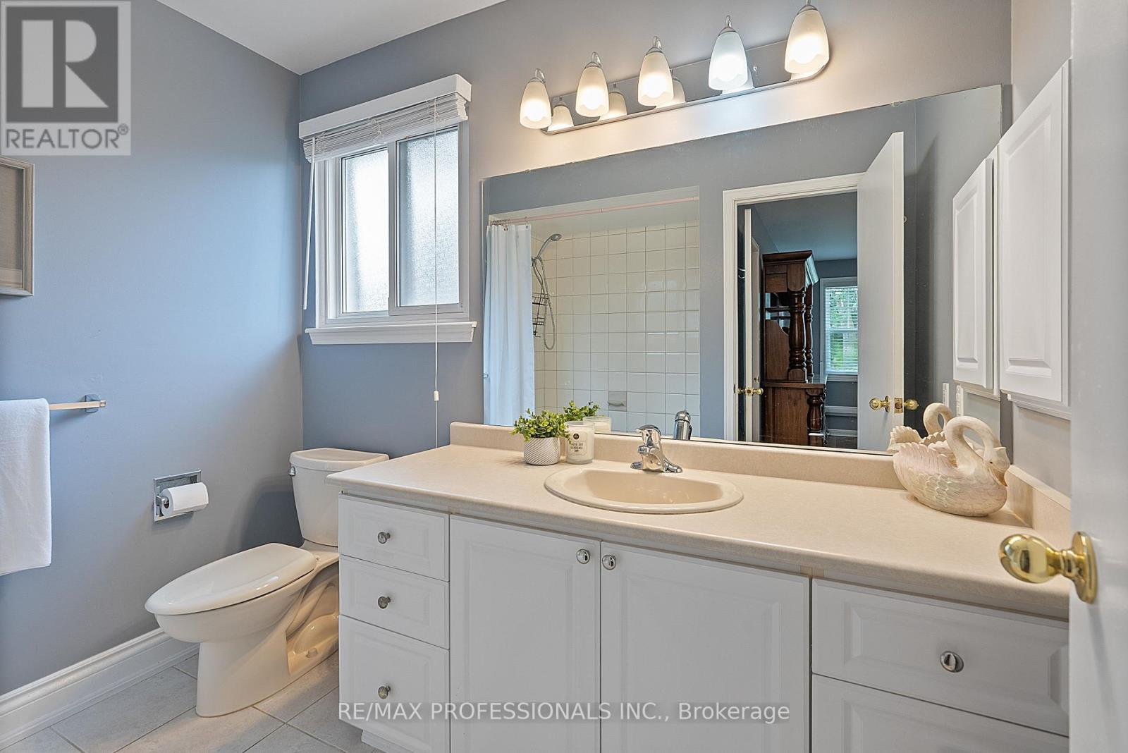 4169 Garrowhill Trail, Mississauga, Ontario  L4W 2H5 - Photo 24 - W13462192