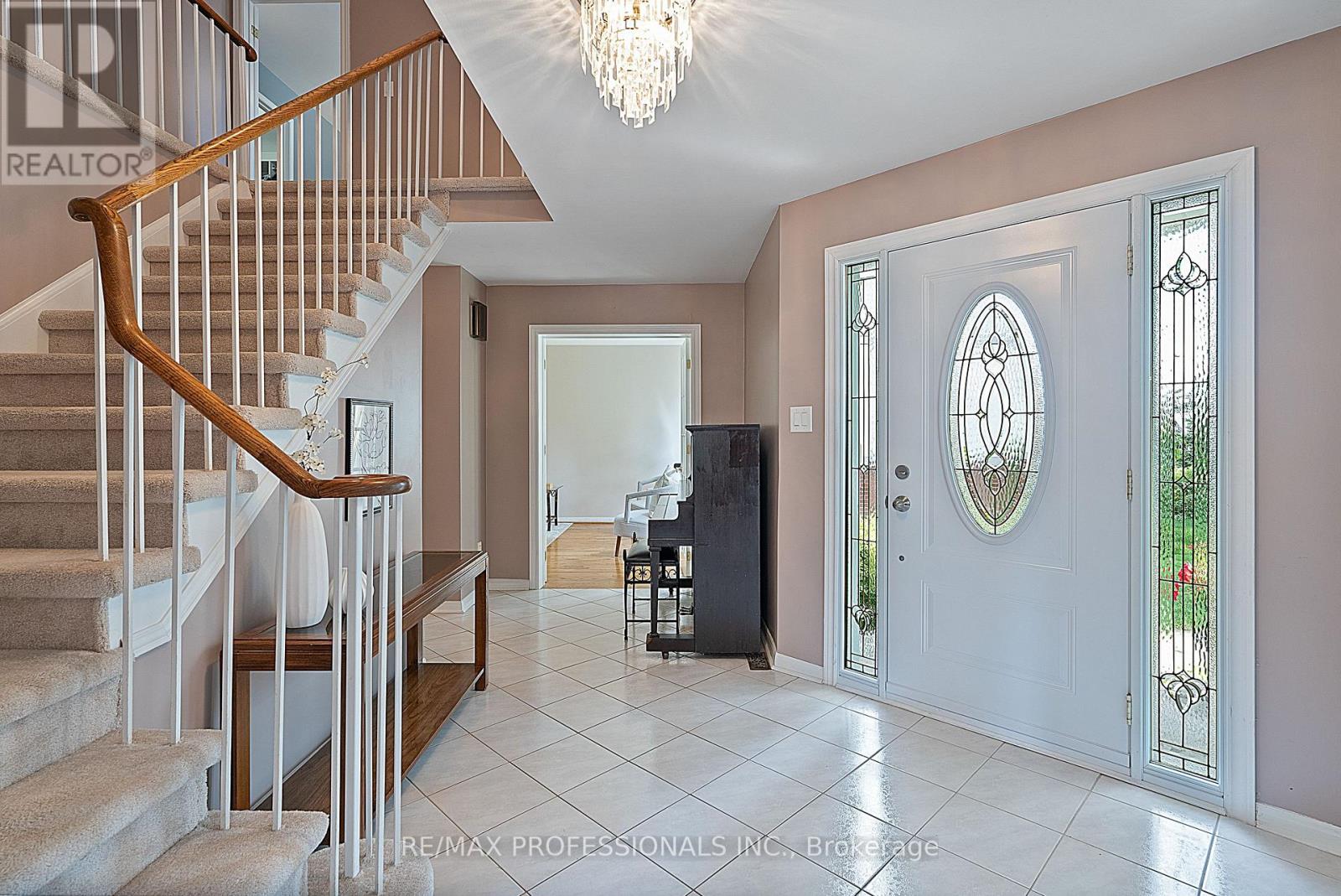 4169 Garrowhill Trail, Mississauga, Ontario  L4W 2H5 - Photo 4 - W13462192