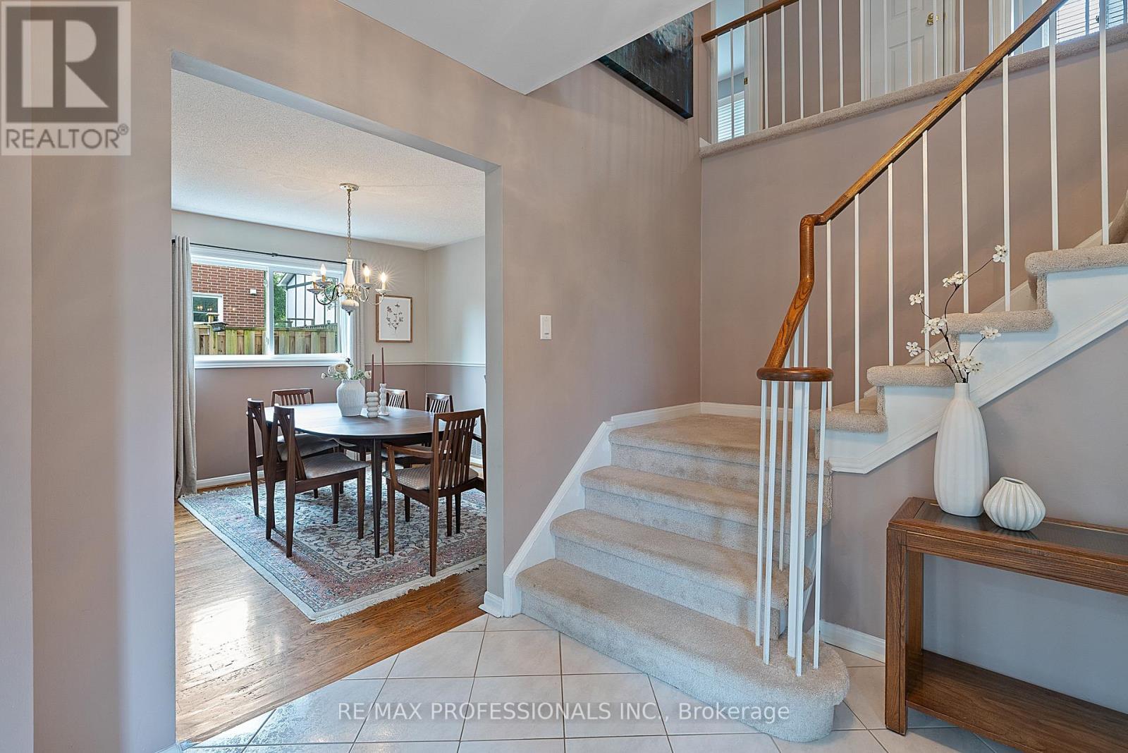 4169 Garrowhill Trail, Mississauga, Ontario  L4W 2H5 - Photo 9 - W13462192