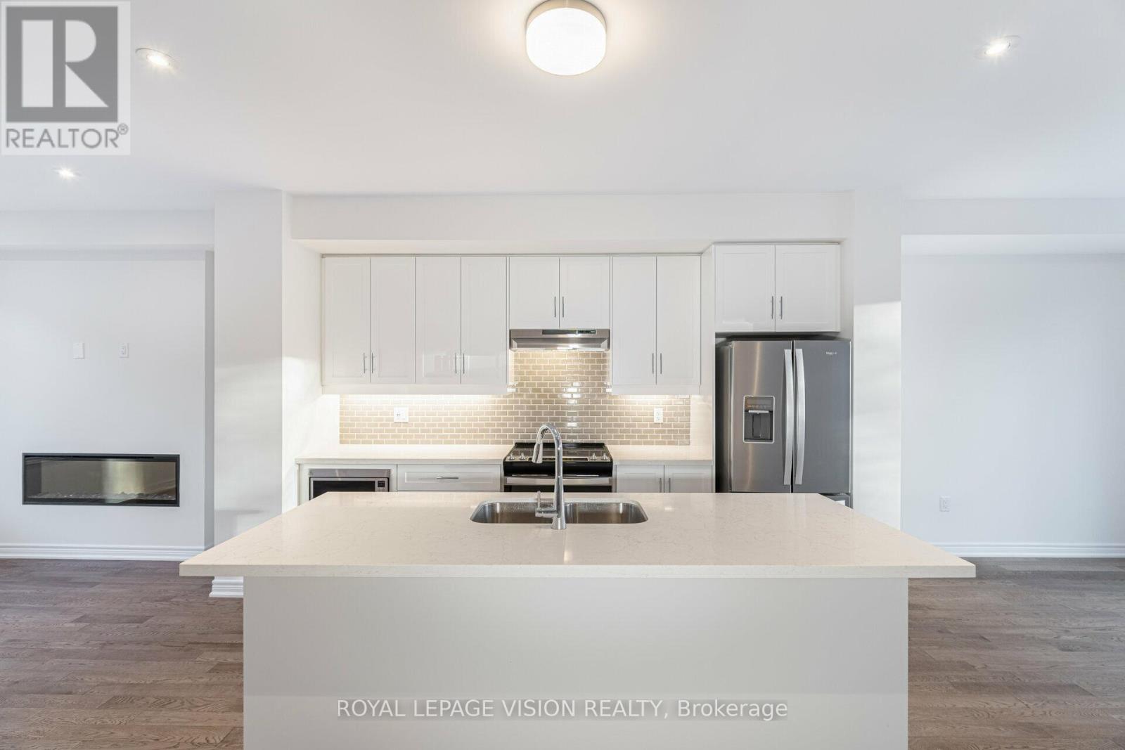 50 Folcroft Street, Brampton, Ontario  L6Y 6L3 - Photo 6 - W13462212