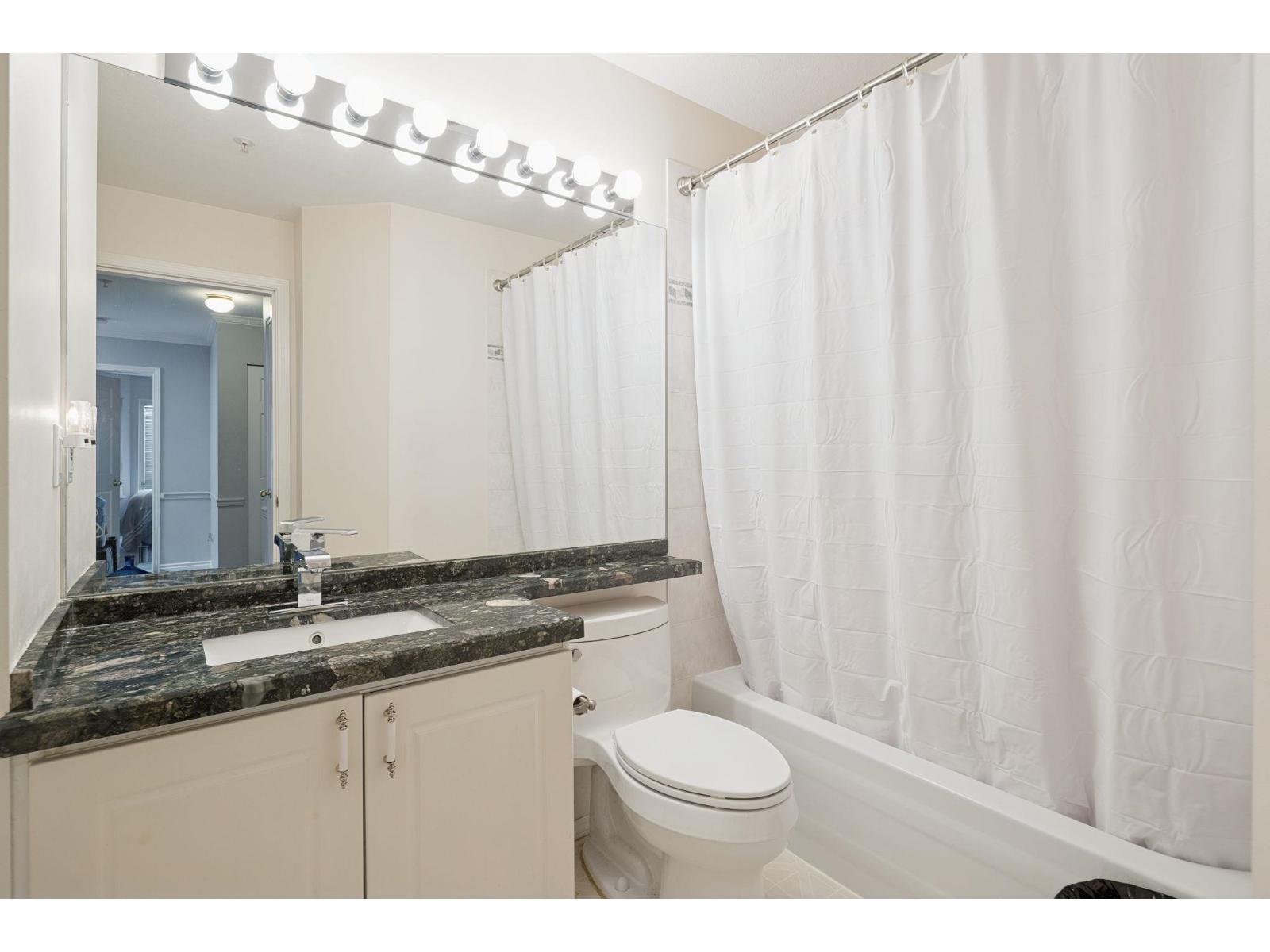 305 5977 177b Street, Surrey, British Columbia  V3S 4J7 - Photo 14 - R3137457