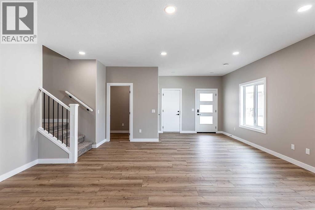 156 Somerset Way Se, Medicine Hat, Alberta  T1B 0C2 - Photo 7 - A2303600