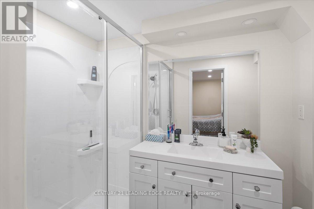 35 Royal Coachman Way, Hamilton, Ontario  L8J 0M2 - Photo 48 - X13462190