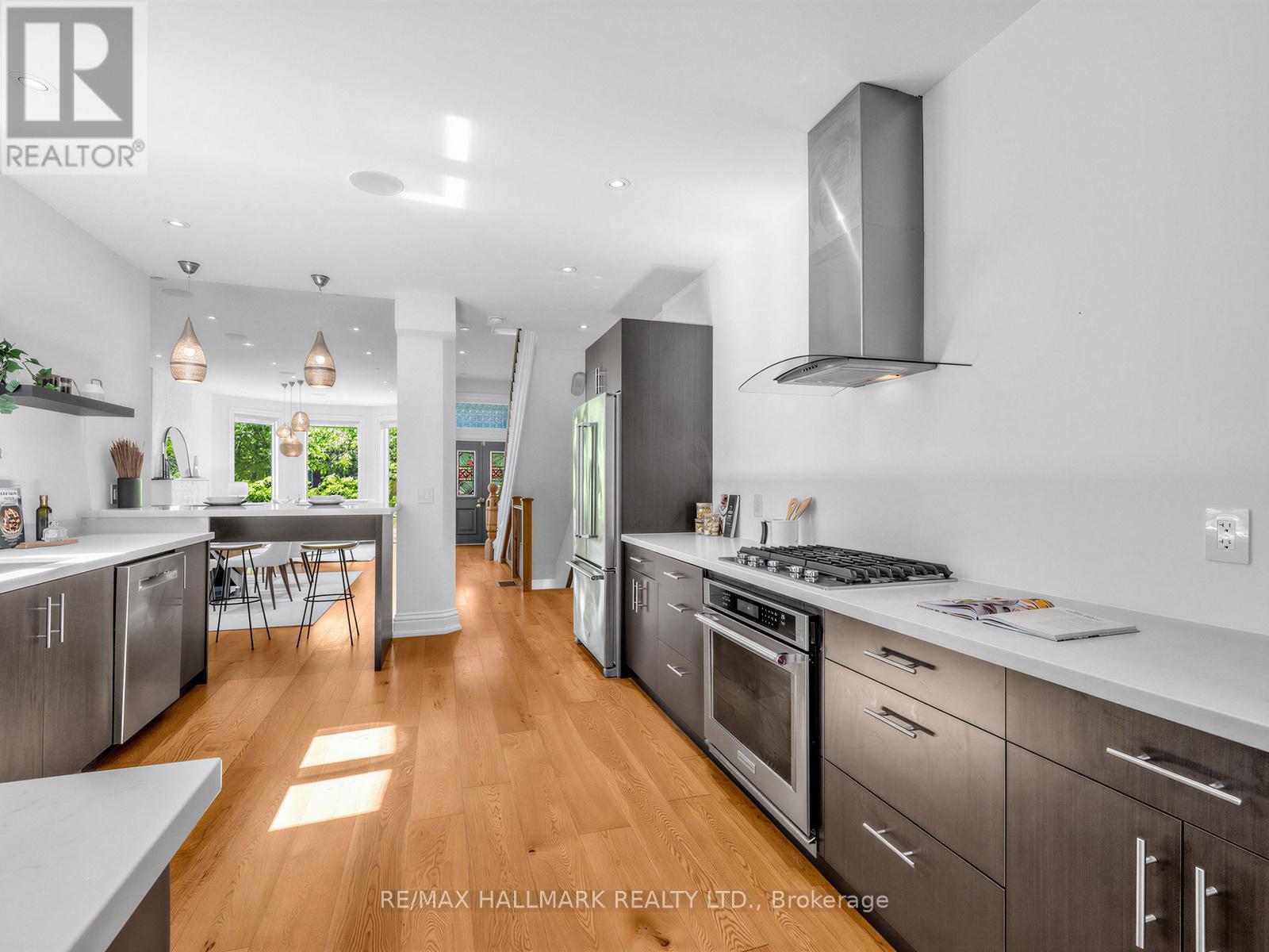 25 Grange Avenue, Toronto, Ontario  M5T 1C6 - Photo 15 - C13462276