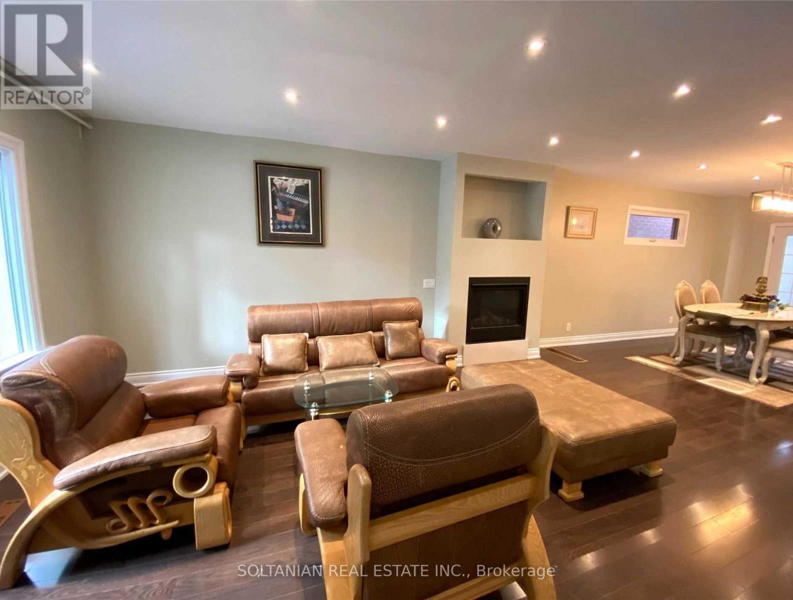 137 Colin Avenue, Toronto, Ontario  M5P 2C4 - Photo 6 - C13462294