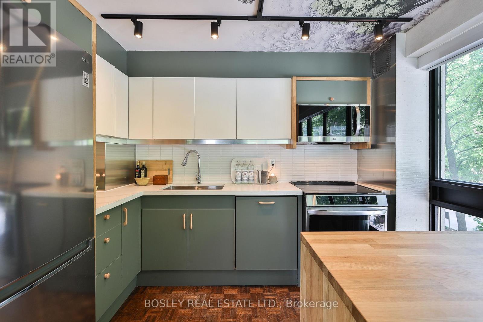 306 - 63 St Clair Avenue W, Toronto, Ontario  M4V 2Y9 - Photo 11 - C13462336