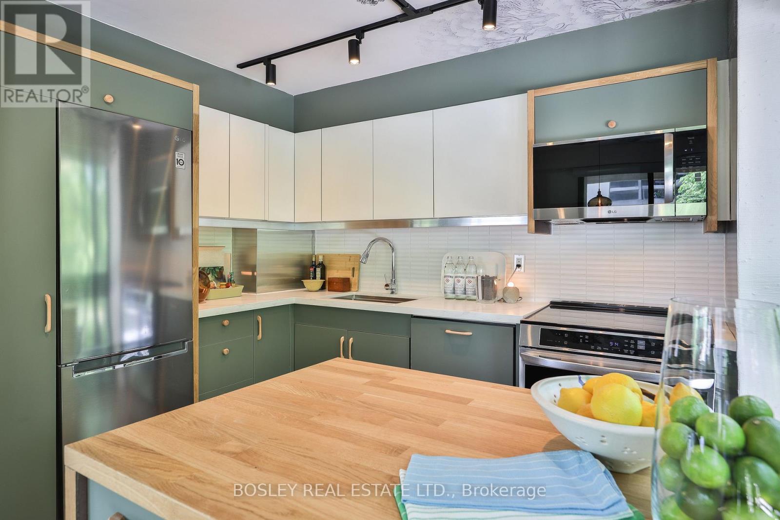 306 - 63 St Clair Avenue W, Toronto, Ontario  M4V 2Y9 - Photo 12 - C13462336