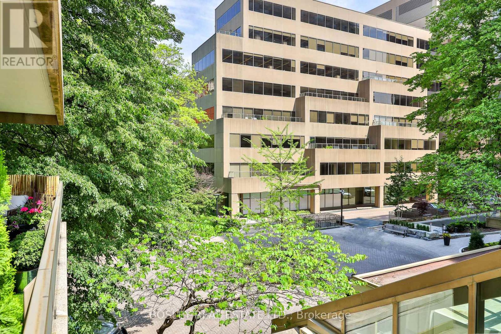 306 - 63 St Clair Avenue W, Toronto, Ontario  M4V 2Y9 - Photo 29 - C13462336