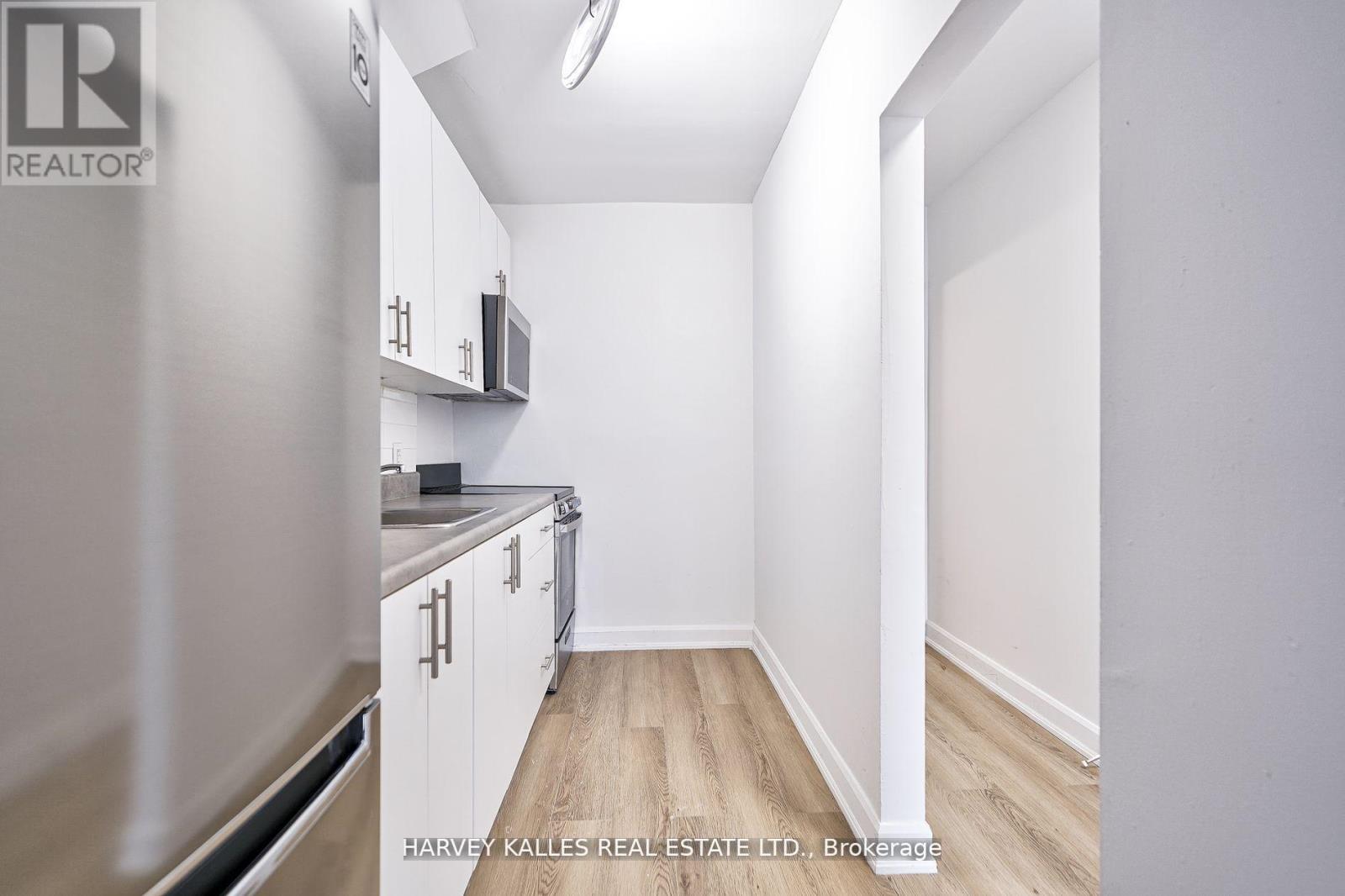 Unit 1 - 1046 Bathurst Street, Toronto, Ontario M5R 3G7 - Photo 11 - C13462504