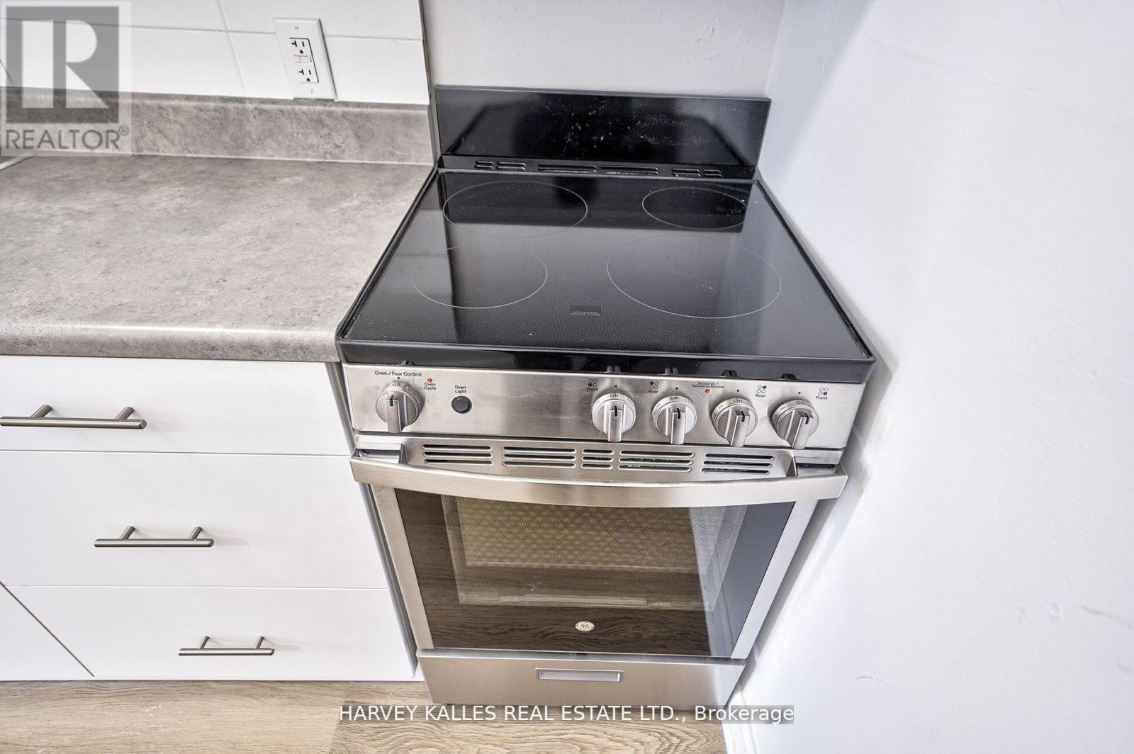 Unit 1 - 1046 Bathurst Street, Toronto, Ontario M5R 3G7 - Photo 14 - C13462504