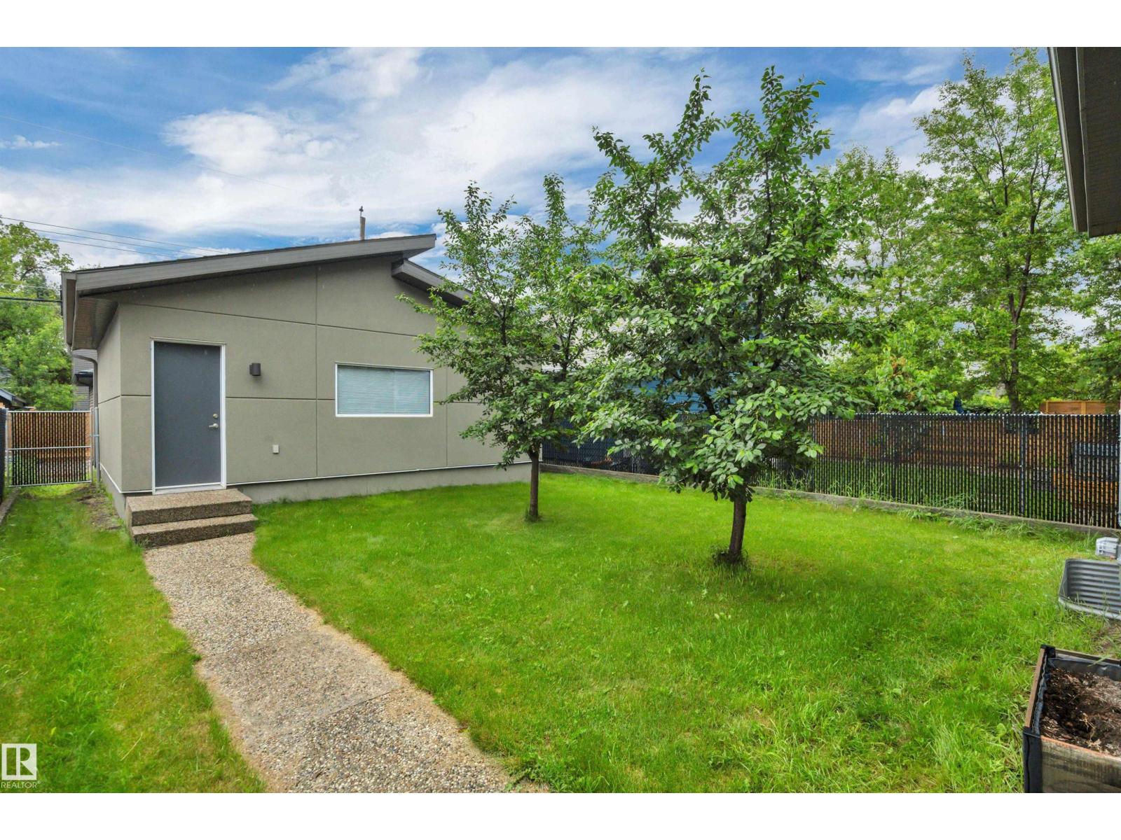 10951 81 Av NW, Edmonton, Alberta  T5G 0S1 - Photo 52 - E4494364