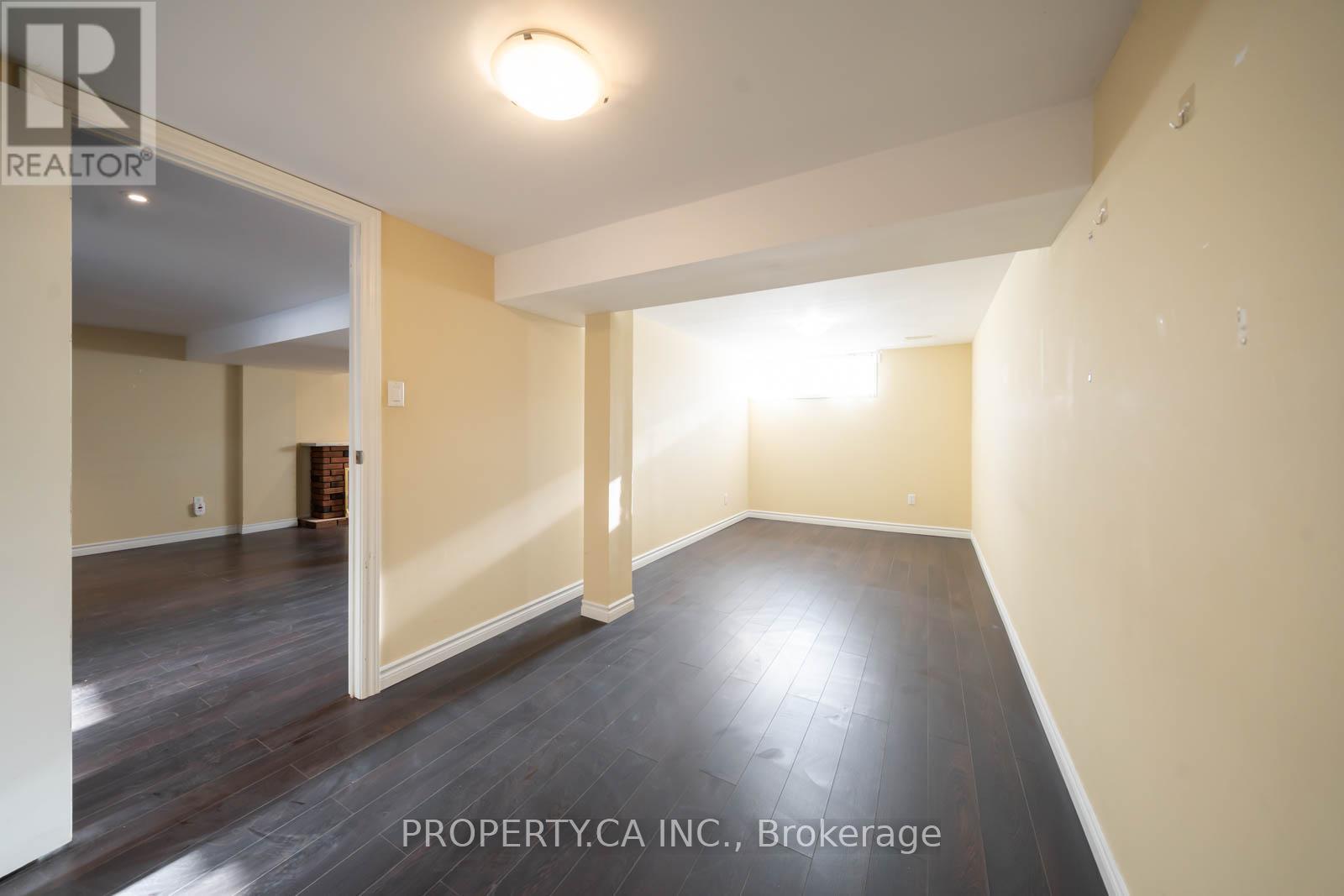Lower - 46 Shrewsbury Square, Toronto, Ontario  M1T 1L2 - Photo 5 - E13462368
