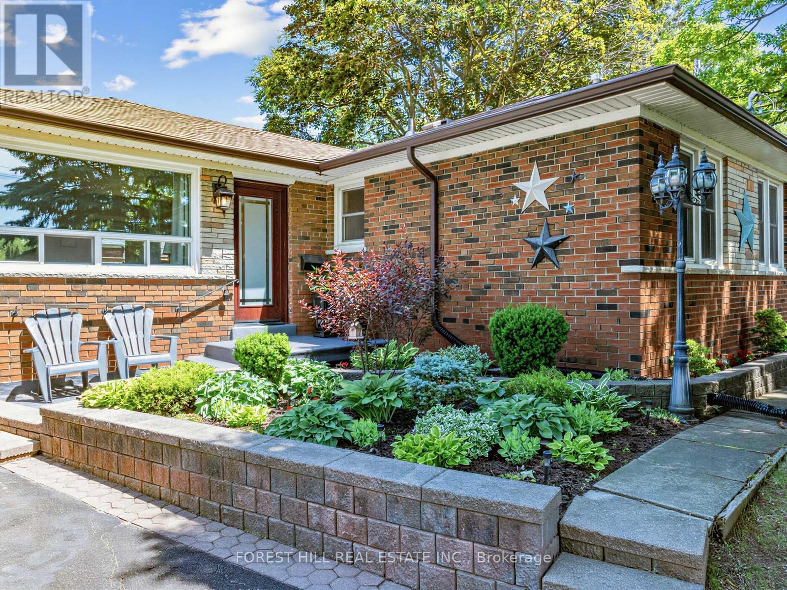 72 Woodgarden Crescent, Toronto, Ontario  M1E 3K2 - Photo 2 - E13462582