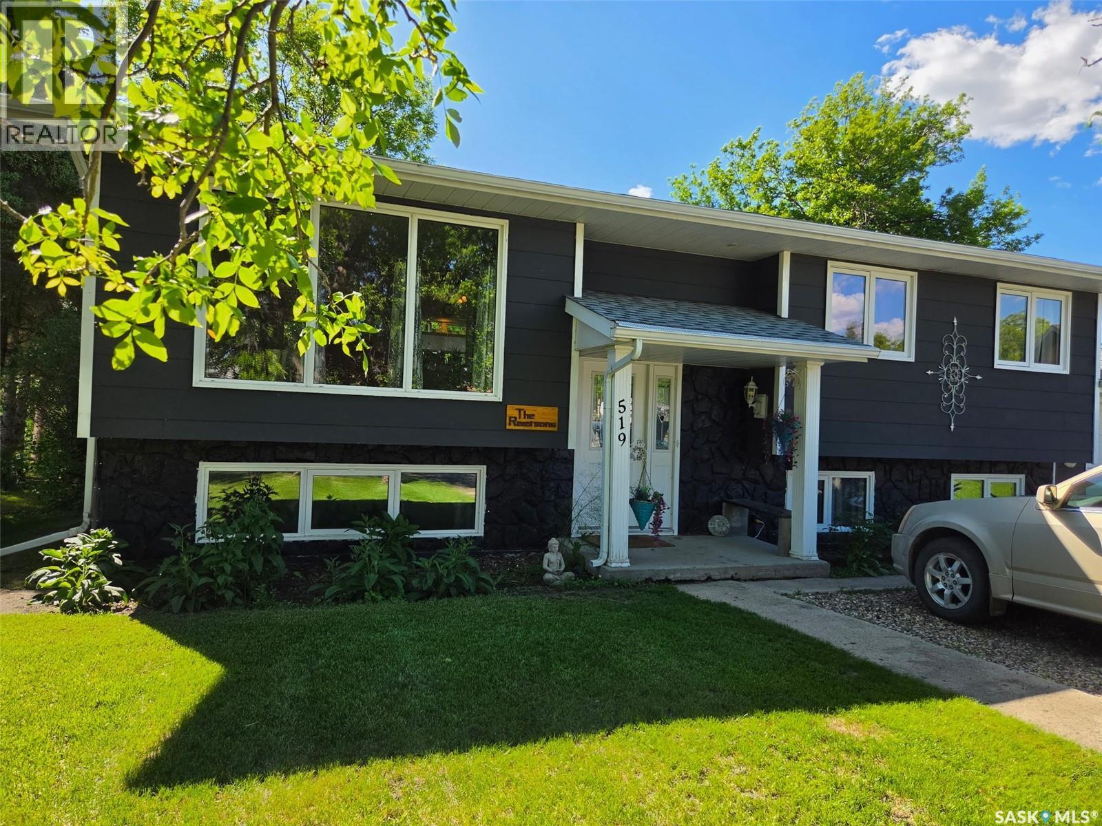 519 1st Street Nw, Wadena, Saskatchewan  S0A 4J0 - Photo 2 - SK039938