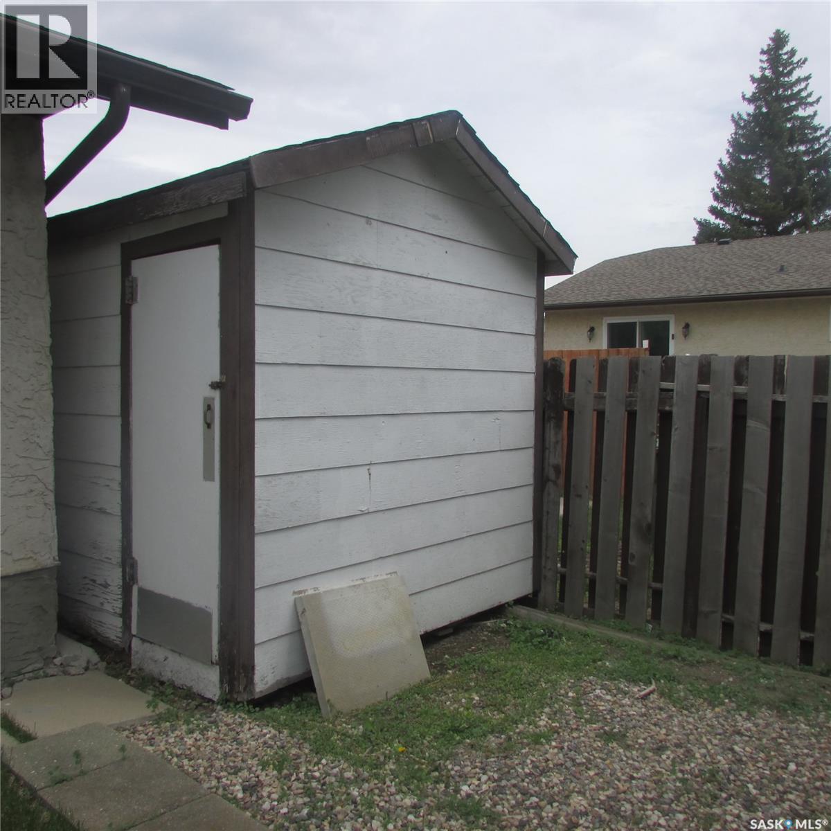 3003 Doan Drive, Regina, Saskatchewan  S4V 1H6 - Photo 10 - SK039937