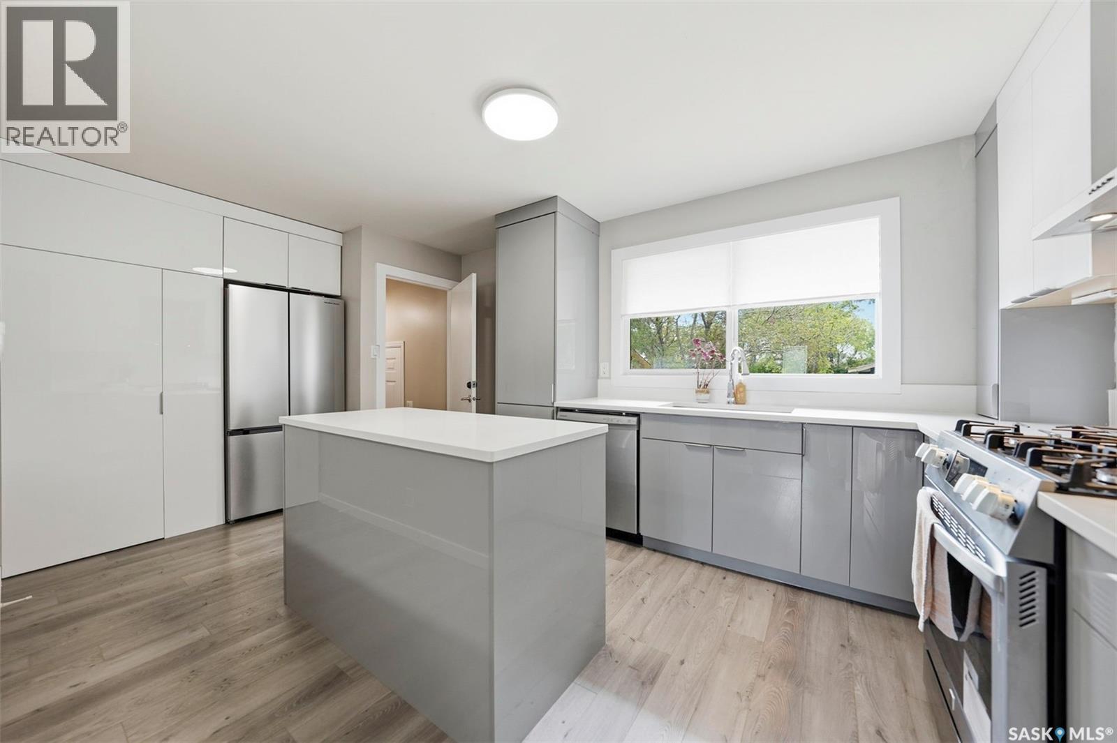 2638 Eastview, Saskatoon, Saskatchewan  S7J 3G8 - Photo 8 - SK039836