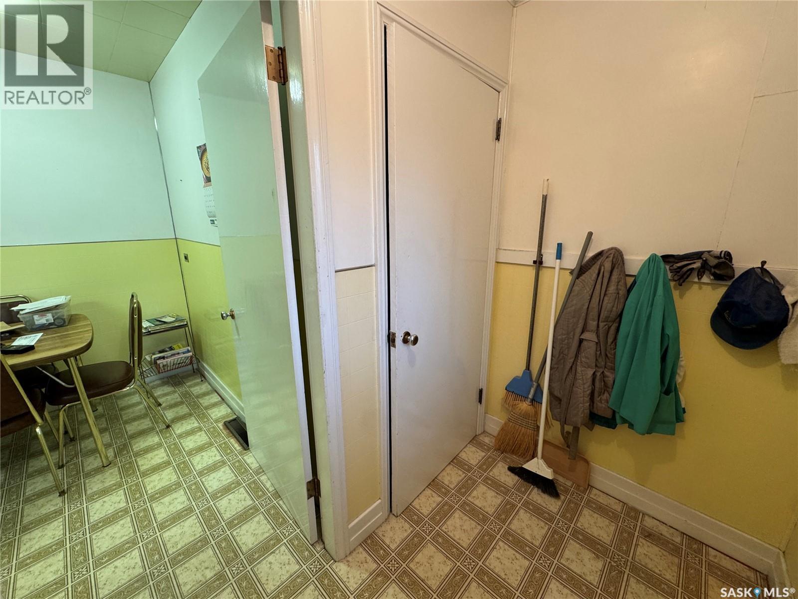 306 6th Avenue E, Biggar, Saskatchewan  S0K 0M0 - Photo 17 - SK039759