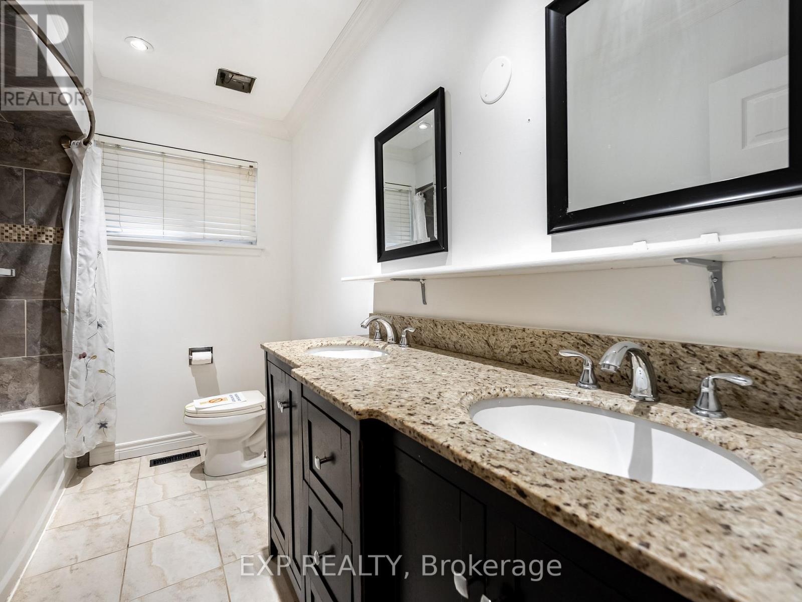 28 Lakeland Crescent, Richmond Hill, Ontario  L4E 2Z8 - Photo 17 - N13462452