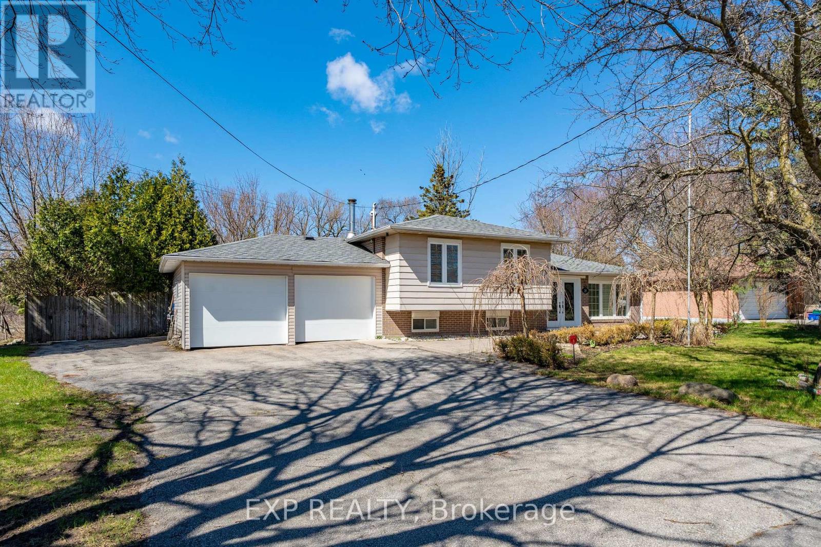 28 Lakeland Crescent, Richmond Hill, Ontario  L4E 2Z8 - Photo 2 - N13462452