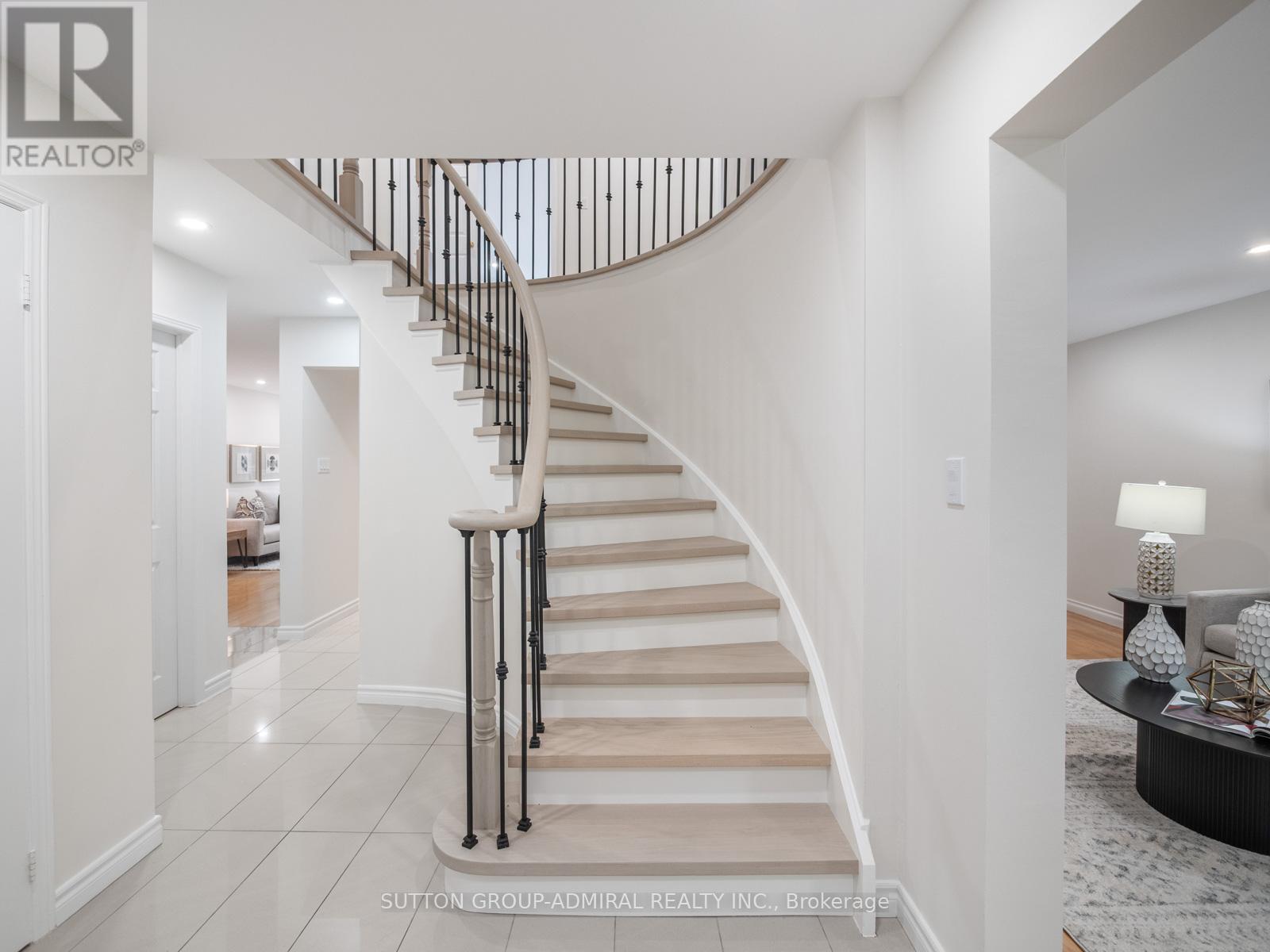 59 Zahavy Drive, Vaughan, Ontario  L4J 7R7 - Photo 4 - N13462584