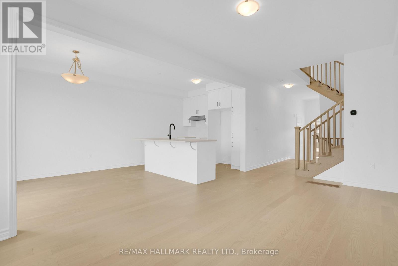 15 Foxley Heights, Barrie, Ontario  L9J 1A6 - Photo 15 - S13462358