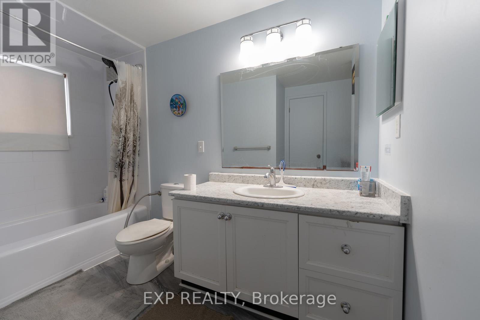 6 Hickling Trail, Barrie, Ontario  L4M 5V7 - Photo 15 - S13462408