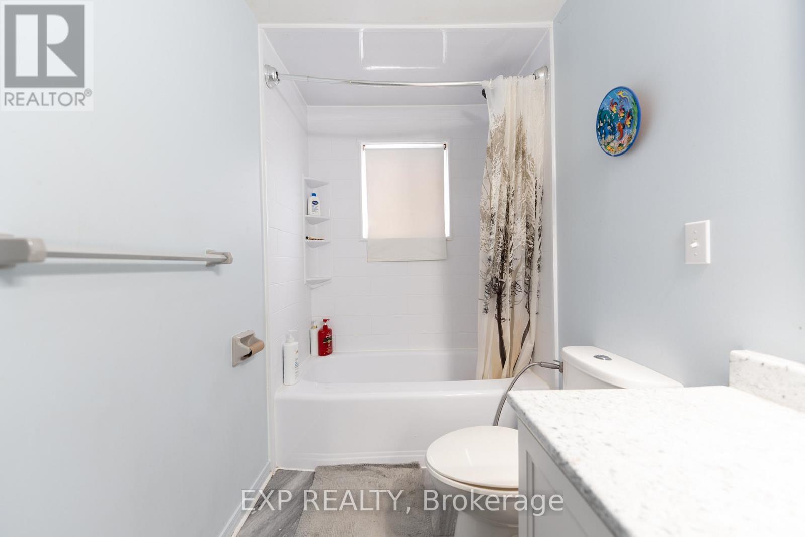6 Hickling Trail, Barrie, Ontario  L4M 5V7 - Photo 16 - S13462408