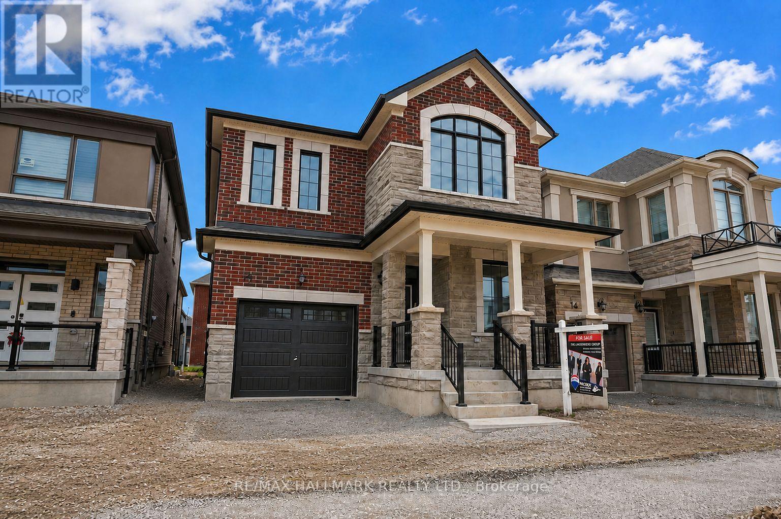 16 Foxley Heights, Barrie, Ontario  L9J 1A6 - Photo 2 - S13462580
