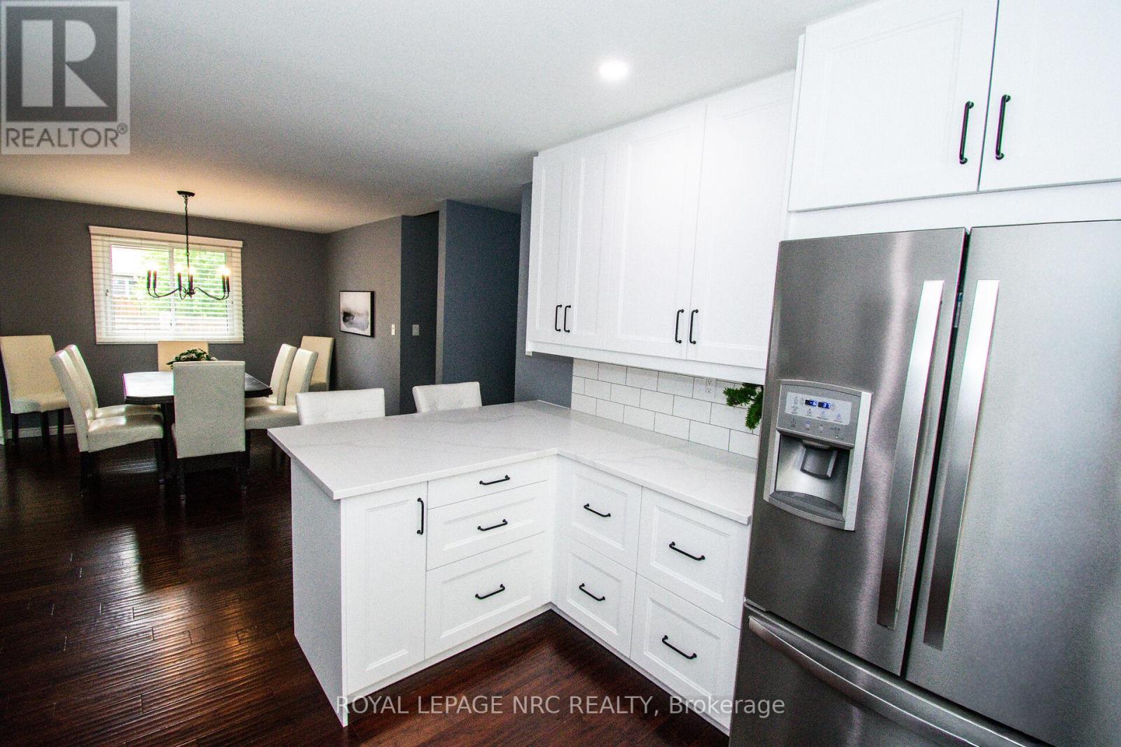 30 Elderwood Drive, St. Catharines, Ontario  L2S 3E5 - Photo 17 - X13461270