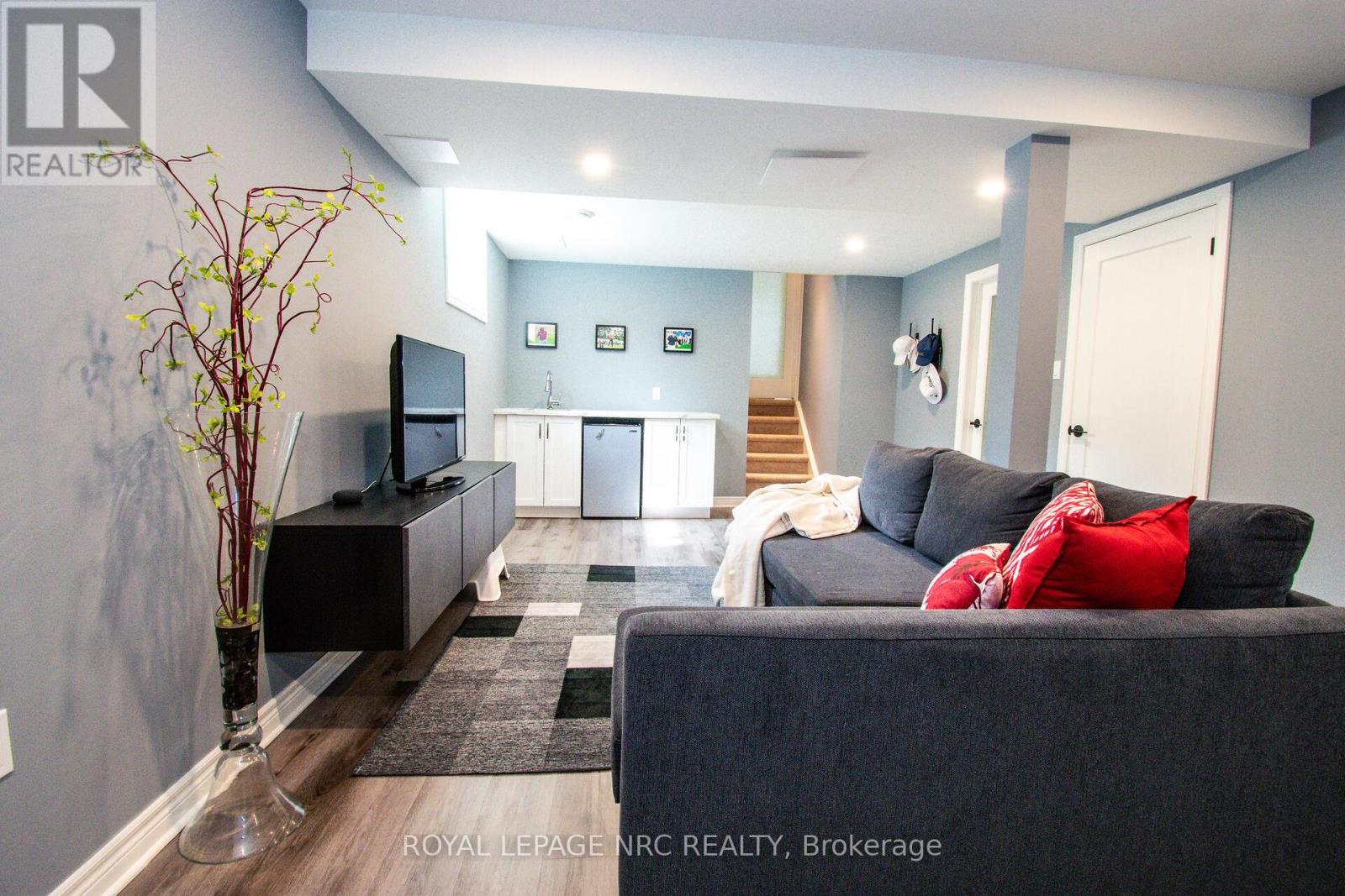 30 Elderwood Drive, St. Catharines, Ontario  L2S 3E5 - Photo 33 - X13461270