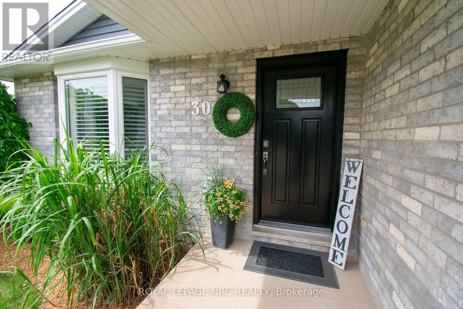 30 Elderwood Drive, St. Catharines, Ontario  L2S 3E5 - Photo 4 - X13461270