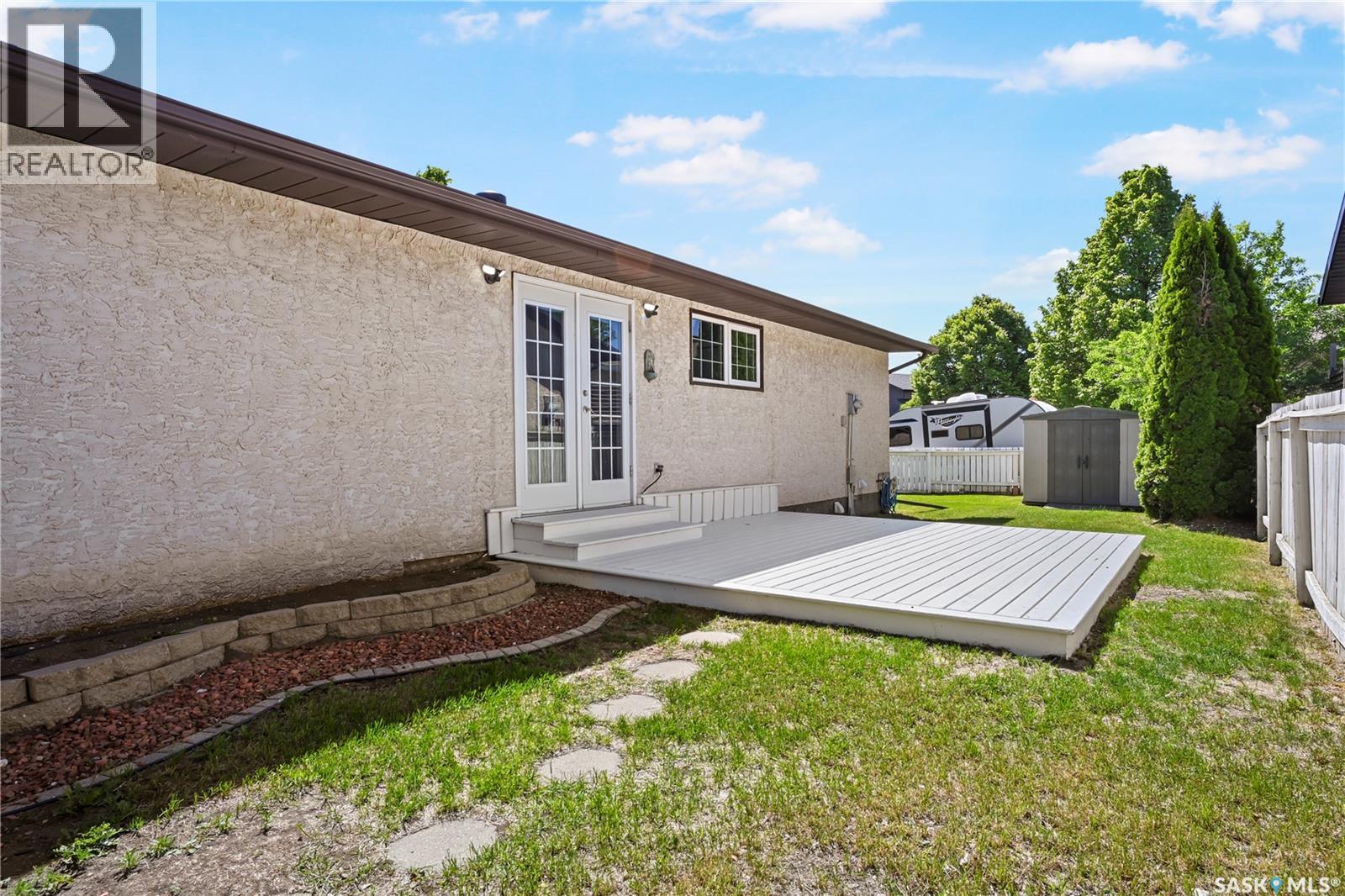 3331 Parkland Drive E, Regina, Saskatchewan  S4V 1V7 - Photo 29 - SK039833
