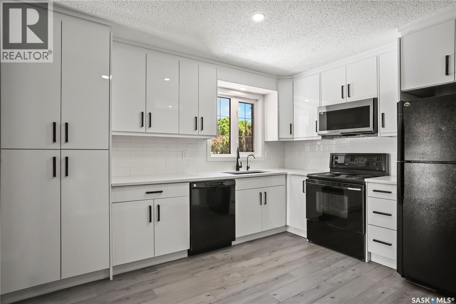 3331 Parkland Drive E, Regina, Saskatchewan  S4V 1V7 - Photo 10 - SK039833