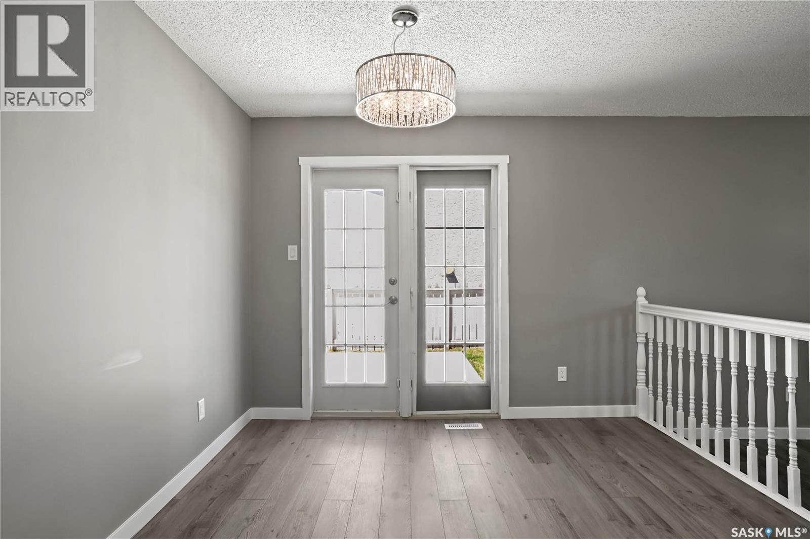 3331 Parkland Drive E, Regina, Saskatchewan  S4V 1V7 - Photo 32 - SK039833