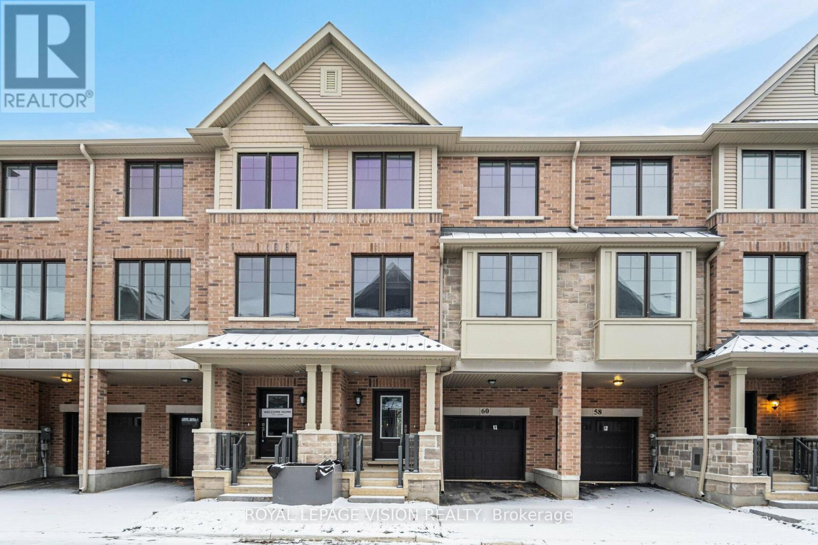 60 Folcroft Street, Brampton, Ontario  L6Y 6L3 - Photo 2 - W13462232