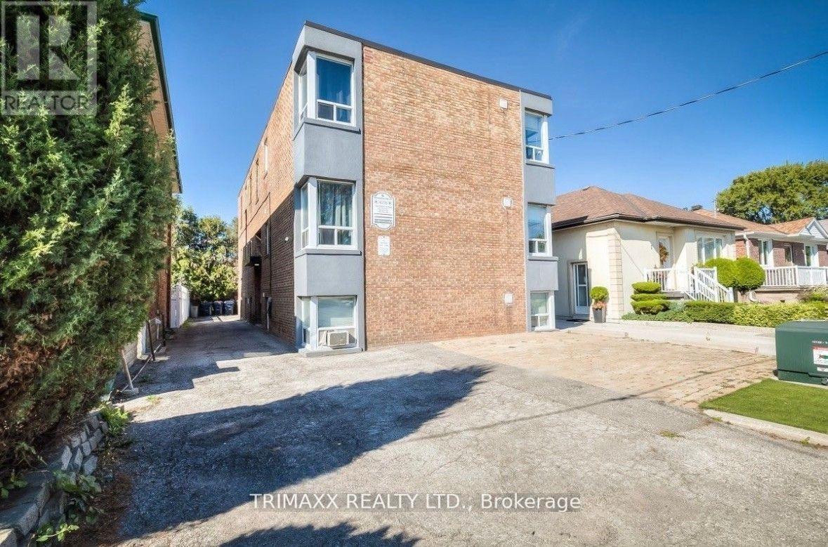 1 - 6 Seventeenth Street, Toronto, Ontario  M8V 3K3 - Photo 1 - W13462254