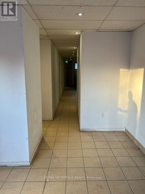 2849 Dufferin Street, Toronto, Ontario M6B 3S4 - Photo 8 - W13462274
