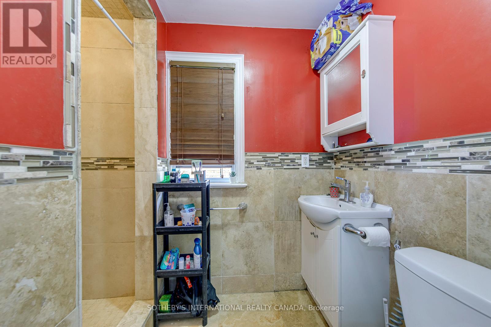 66 Twenty Ninth Street, Toronto, Ontario  M8W 3B2 - Photo 12 - W13462288