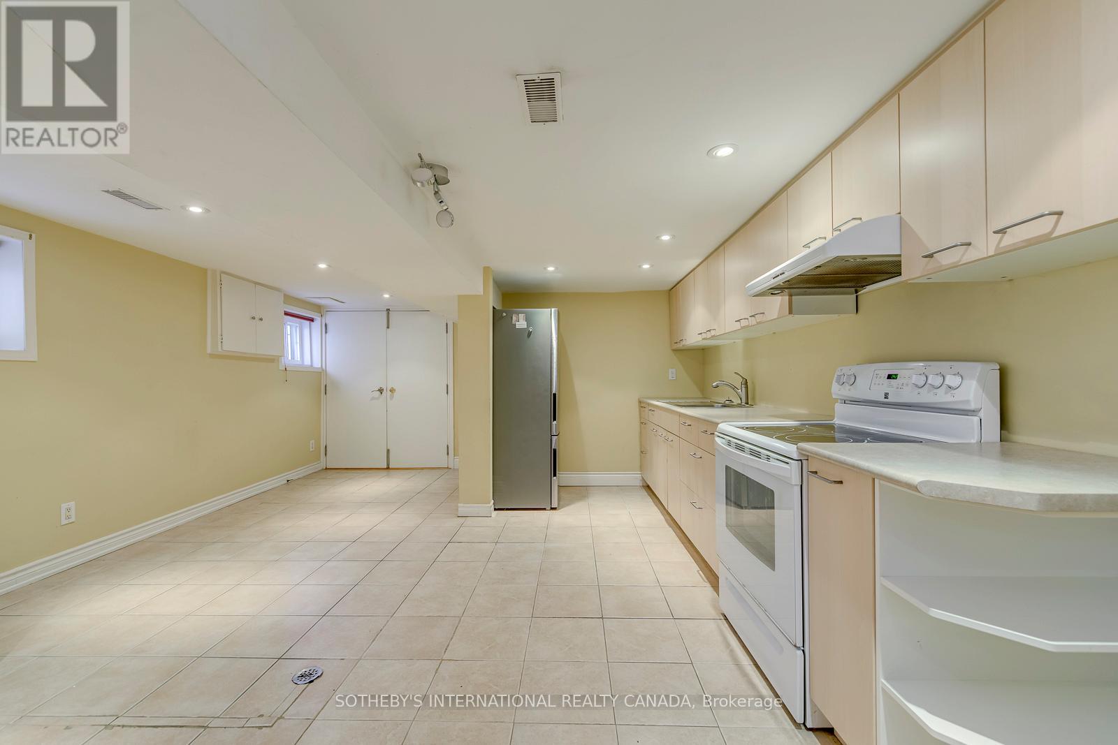 66 Twenty Ninth Street, Toronto, Ontario  M8W 3B2 - Photo 16 - W13462288