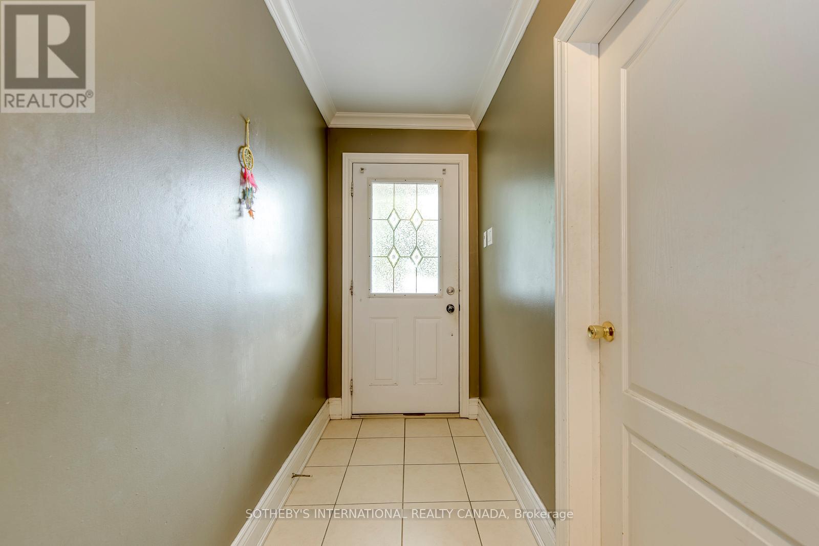 66 Twenty Ninth Street, Toronto, Ontario  M8W 3B2 - Photo 4 - W13462288