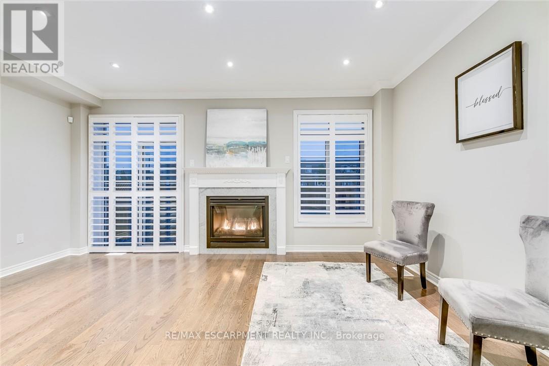 3087 Eberly Woods Drive, Oakville, Ontario  L6M 0T7 - Photo 17 - W13462324