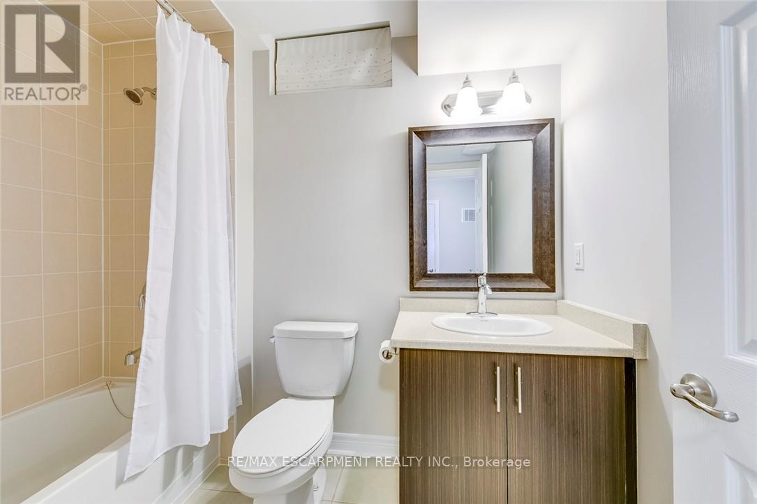 3087 Eberly Woods Drive, Oakville, Ontario  L6M 0T7 - Photo 37 - W13462324