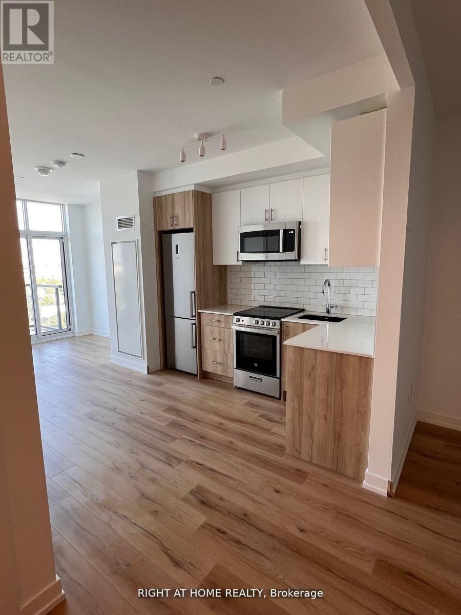 1003 - 1195 The Queensway, Toronto, Ontario  M8Z 0H1 - Photo 3 - W13462344