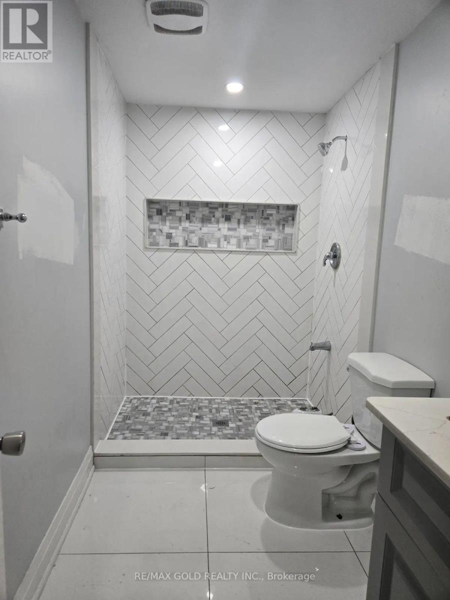 47 Mikado Crescent, Brampton, Ontario  L6S 3R5 - Photo 7 - W13462434